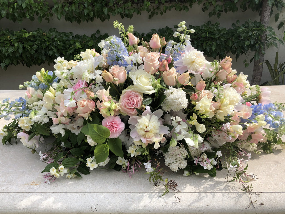 A Guide to Sending Sympathy and Funeral Flower Arrangements