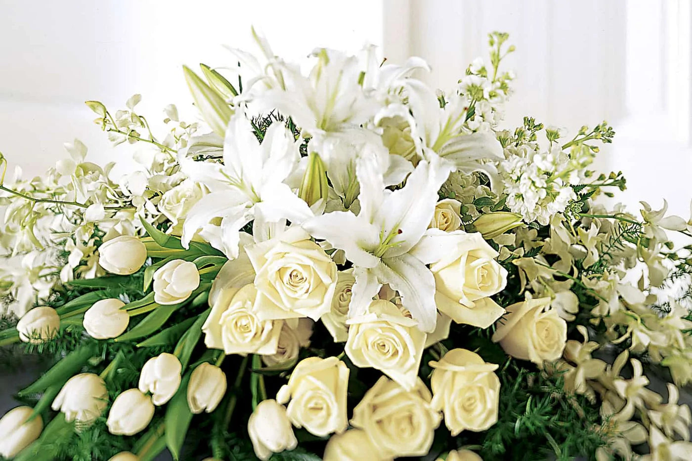 How to Order Sympathy and Funeral Flowers in Melbourne
