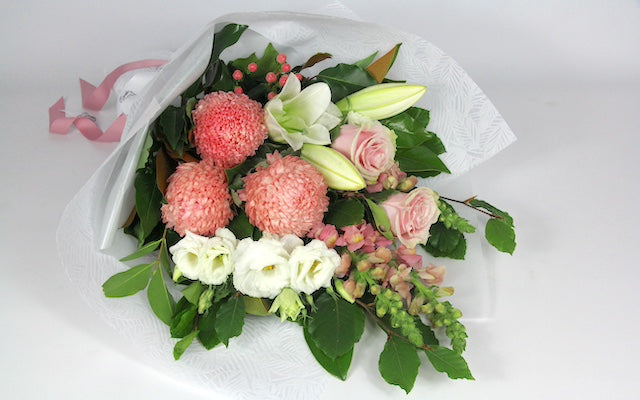 Real Florist. Real Flowers. Melbourne Online Delivery. Same Day | Seasons Best