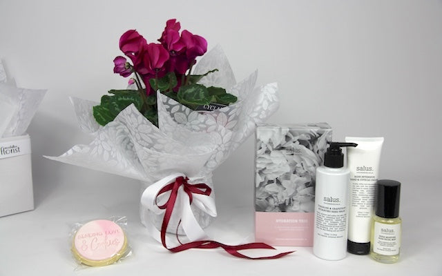 Real Florist. Real Flowers. Melbourne Online Delivery. Same Day | Trio of Love