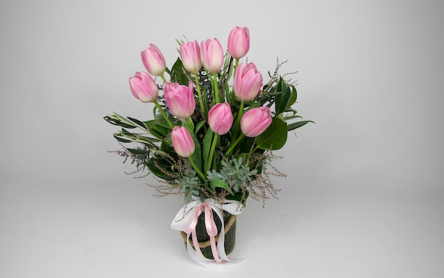 Real Florist. Real Flowers. Melbourne Online Delivery. Same Day | Tulip Vase