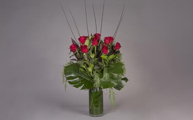 Real Florist. Real Flowers. Melbourne Online Delivery. Same Day | Love Is All Around