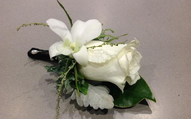 Real Florist. Real Flowers. Melbourne Online Delivery. Same Day | Buttonhole | Boutonniere