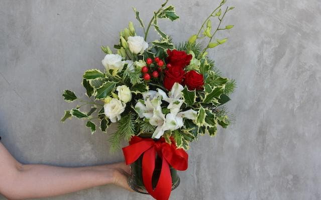 Real Florist. Real Flowers. Melbourne Online Delivery. Same Day | Festive Posy Jar