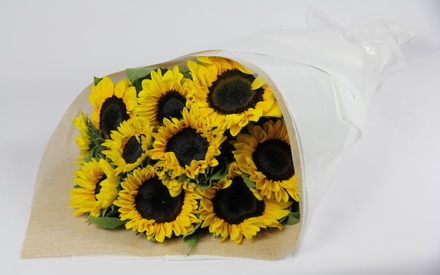 Real Florist. Real Flowers. Melbourne Online Delivery. Same Day | Sunflower Happiness