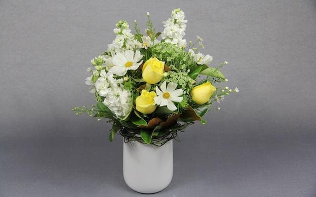 Real Florist. Real Flowers. Melbourne Online Delivery. Same Day | Easter Arrangement